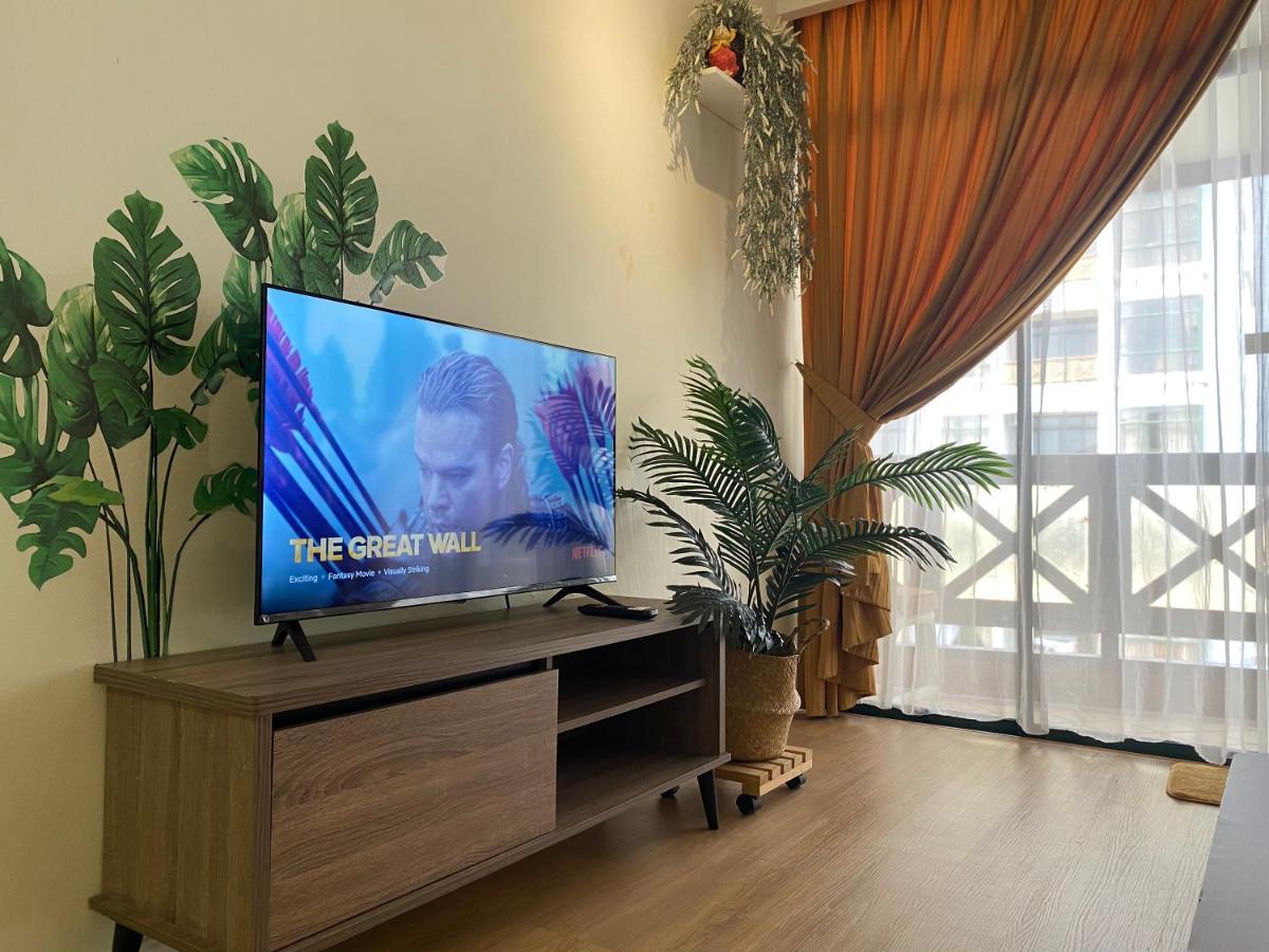 Lovely 1-Bedroom Condo With Facilities Malacca Exterior foto
